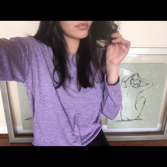 π¦ππ
π»Lavender πΊ Blouse πππ - Picture 3 of 8